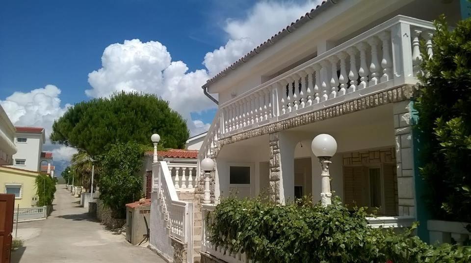 Apartmani Prpic Вир Екстериор снимка